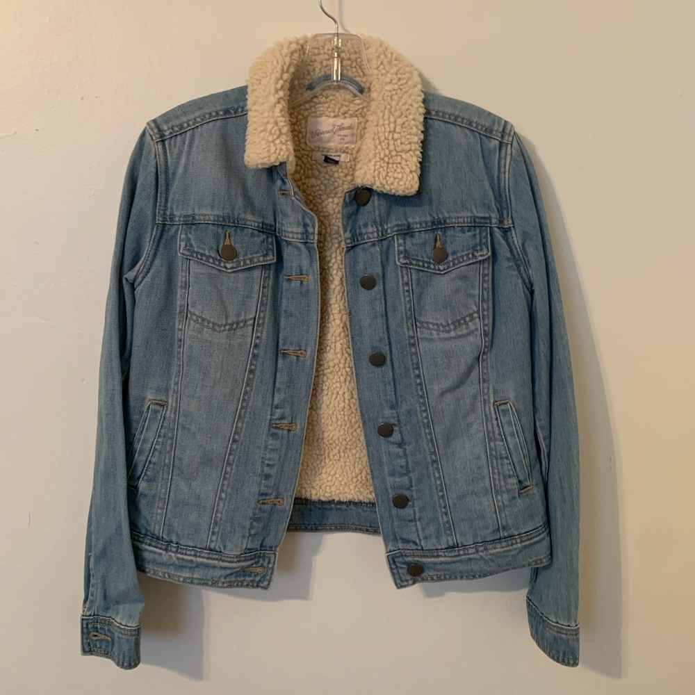 Universal Thread Denim Faux Sherpa Jacket in XS
